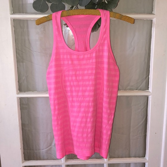 lululemon athletica Tops - Lululemon razor back top.